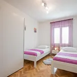 Vila Glorija *